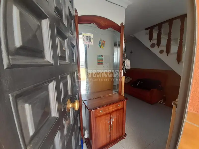 Casa en venta San Jose de la Rinconada con inquilinos