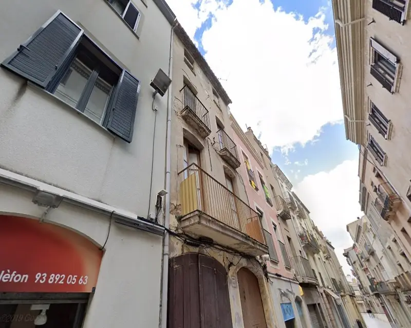Casa Unifamiliar 124m2 3 Habitaciones 2 Baños Vilafranca del Penedès
