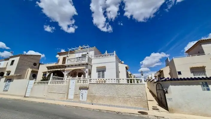 Duplex 4 Dormitorios 2 Banos Torrevieja