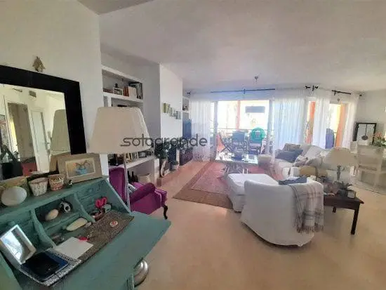 Apartamento en Sotogrande con Vistas al Mar