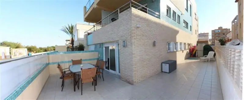 Duplex en primera linea de playa Oliva 4 dormitorios