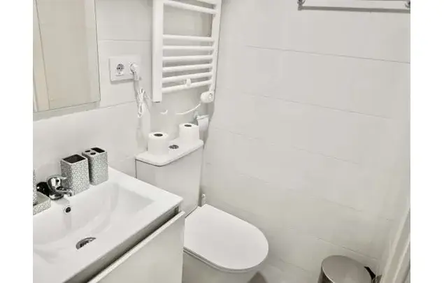 Estudio 40m2 Amueblado Madrid Concepciã³n