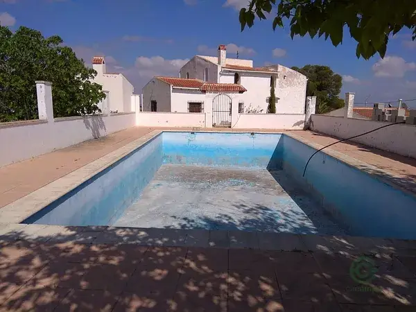 Cueva y Casa de Invitados en Novelda 3 Dormitorios