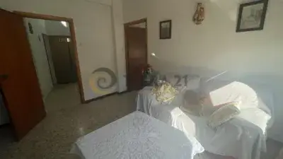 Casa en Venta en Úbeda 206m² 6 habitaciones 2 baños