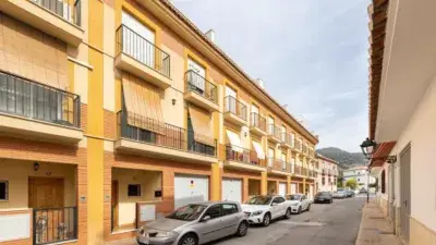 Casa Adosada en Velez de Benaudalla cerca de la Costa Tropical