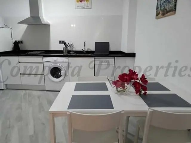 Piso de 1 Dormitorios alquiler Nerja, España