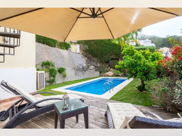 Adosado 4 Dormitorios Piscina Privada Vistas al Mar Istán