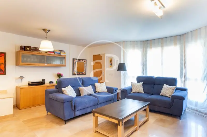 Alquiler Piso 215m2 Casas Verdes Paterna Terraza 4 Dorm 3 Baños