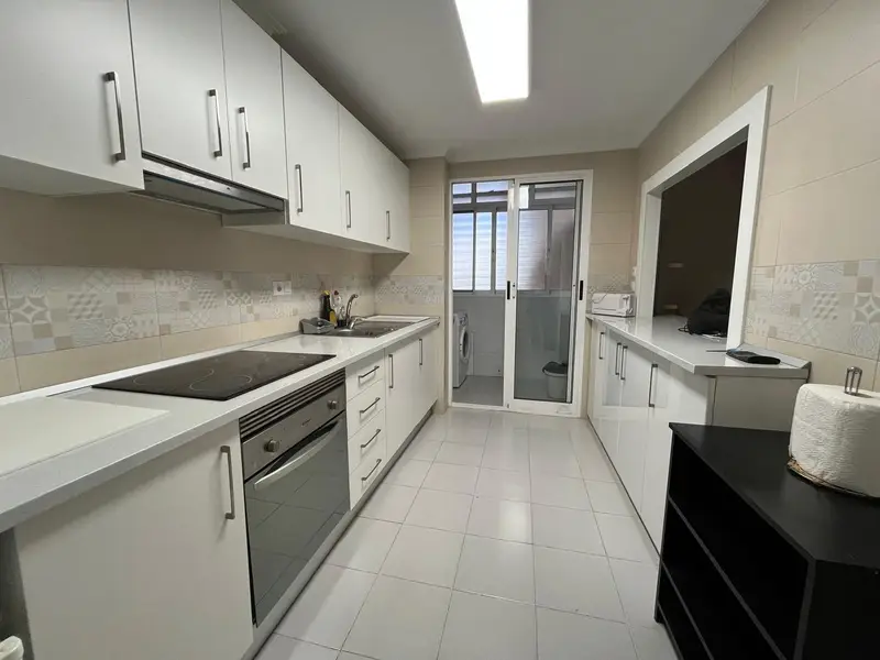 Venta Piso con Piscina Los Angeles Alicante 4 Dormitorios