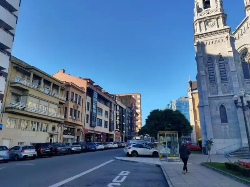 Piso nuevo en centro de Avilés, 2 dormitorios, garaje y trastero