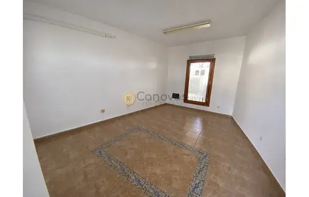 Alquiler Apartamento 1 Dormitorio Nerja 25m2 Oficina Peluqueria