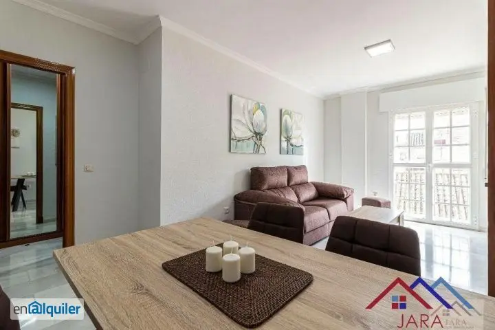 Alquiler de Apartamento 2 dormitorios, 1 baños, 1 garajes, Buen estado, en Jerez de la Frontera, Cádiz