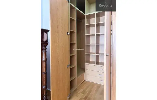 Casa en Alquiler 7 Dormitorios 339m2 Oleiros