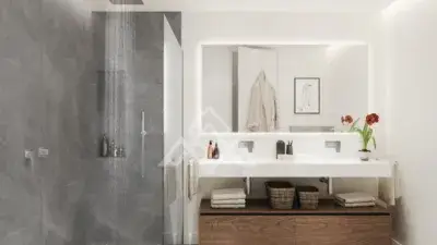 Bajo de Lujo en Estepona 3 Dormitorios 2 Baños Jardin Privado