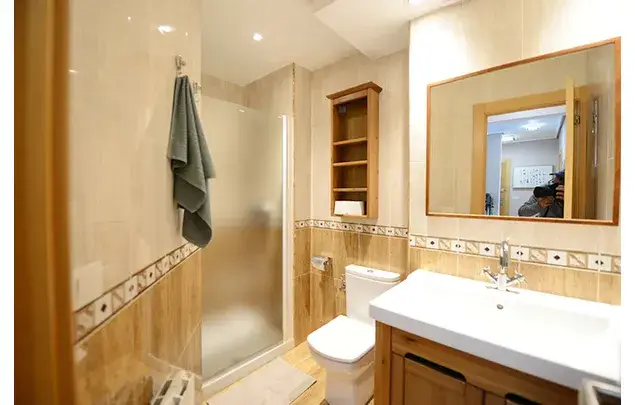 Habitaci
ón 100m
² Bilbao Estancia Media Larga