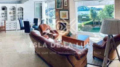 Chalet de Lujo en La Toja 6 Dormitorios Piscina y Jardin