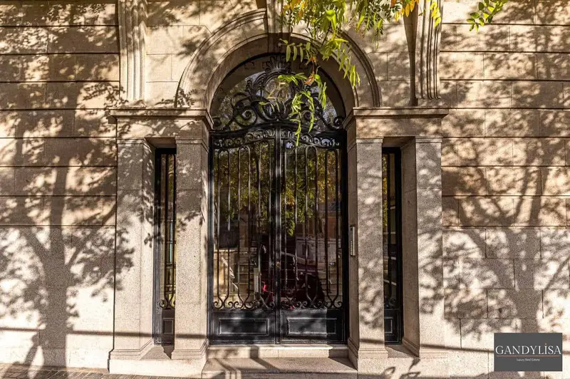 Apartamento en venta Madrid Los Jerónimos 232m2 3 dormitorios