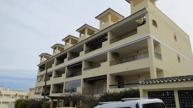 Apartamento en Villamartin Orihuela Costa con Piscina y Vistas al Mar