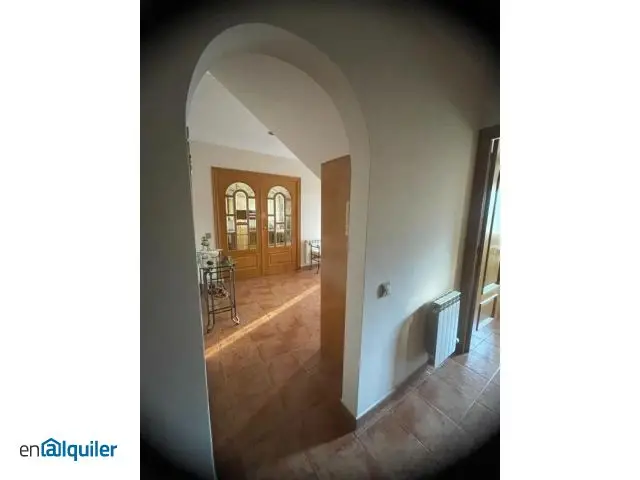 Alquiler Casa 4 Dormitorios Jardin Terraza Trastero Parking
