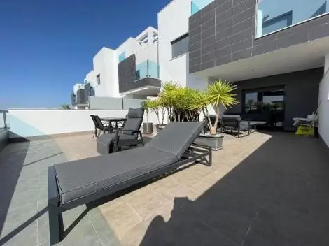 Apartamento 2 Dormitorios El Raso Vistas Lagos Torrevieja