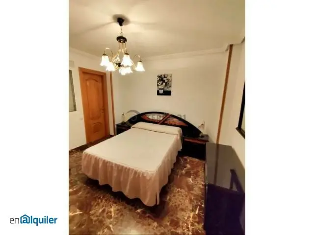 Alquiler Piso Amueblado Ascensor Santa Isabel Millan de Priego