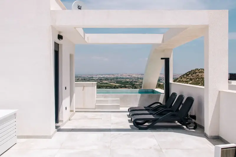 Ático de Lujo en Ciudad Quesada con Golf y Piscina