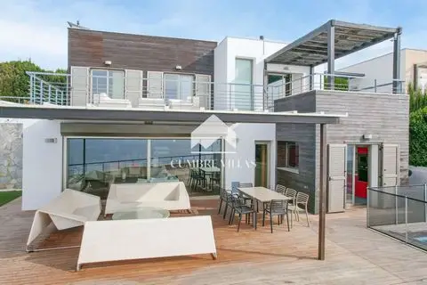Casa-Villa de 4 Dormitorios en venta Almuñécar, España