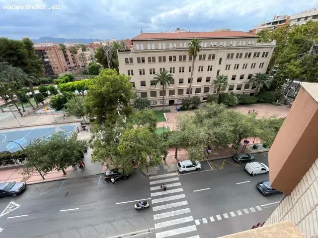 Piso en Centro de Murcia cerca de Alfonso X el Sabio