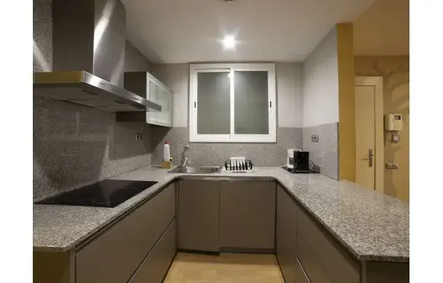 Apartamento 3 Dormitorios Barcelona Centro cerca La Rambla