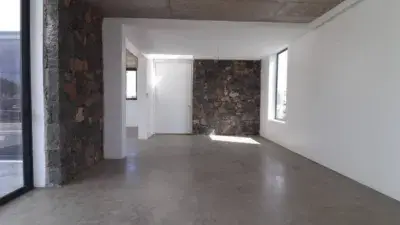 Villa Moderna en Lanzarote: 3 Dormitorios, Piscina Privada y Jardín