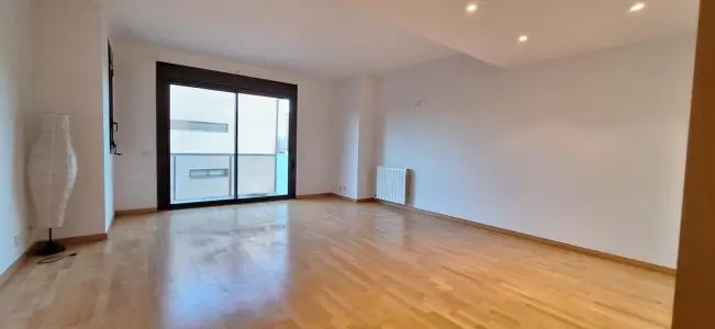 Pis Sabadell Can Llong 128m2 3 habitaciones 2 banos piscina