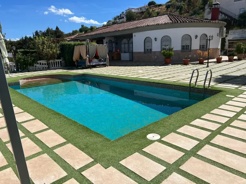 Chalet Lujoso en Venta Andalucia Moclin