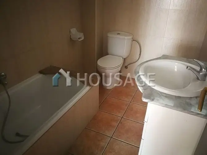Piso en venta Estepona 3 dormitorios terraza vistas al mar