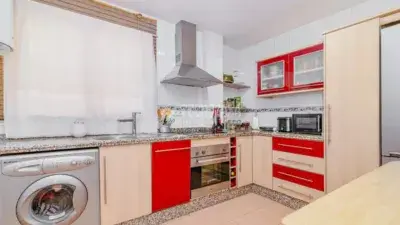 Piso en Venta Loja Reformado Cerca del Centro