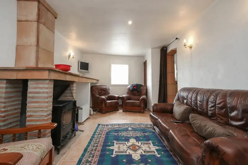 Casa-Villa de 3 Dormitorios en venta Tolox, España