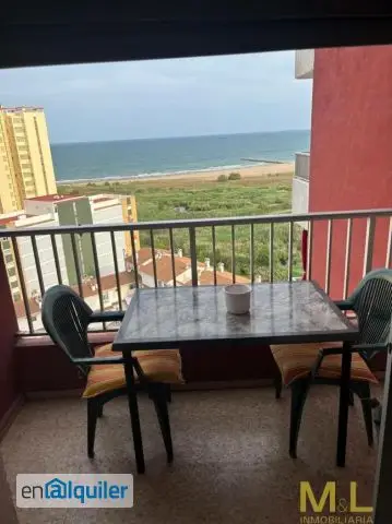 Apartamento en La Pobla de Farnals con Vistas al Mar