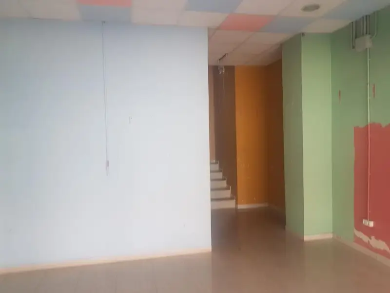 Local en Venta en Olesa de Montserrat 117m2
