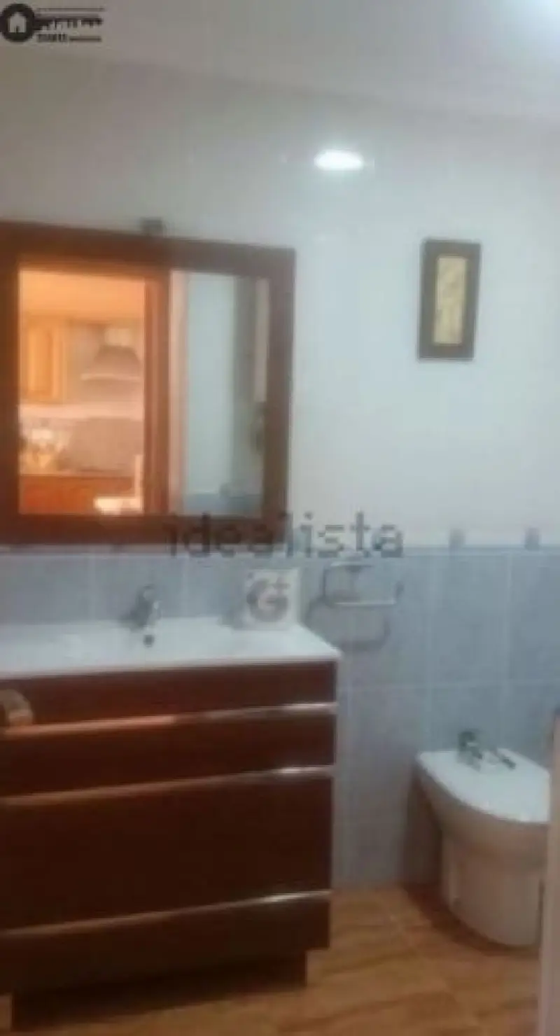 Venta Casa con Patio en Mahora