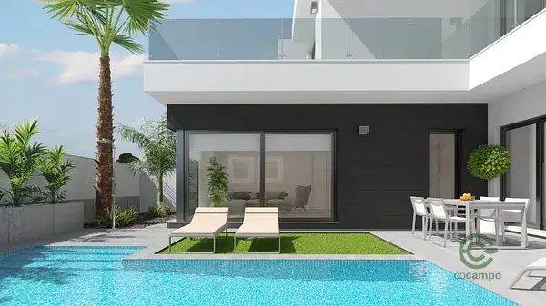 Villas en Roda Golf Murcia: 3 Dormitorios, Piscina Privada y Cerca de la Playa