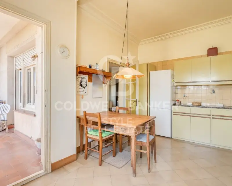 Venta Piso con terraza en Terrassa  - Ref CBMT612