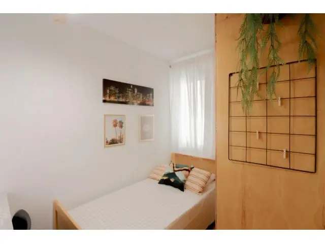Habitacion amueblada piso compartido