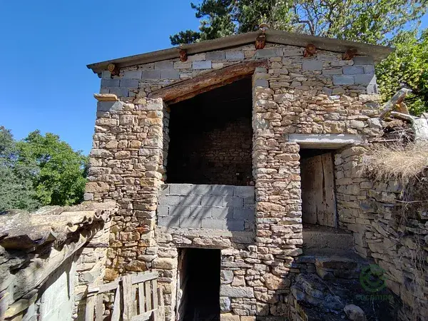 Pajar Urbano en La Fueva Huesca a Reformar
