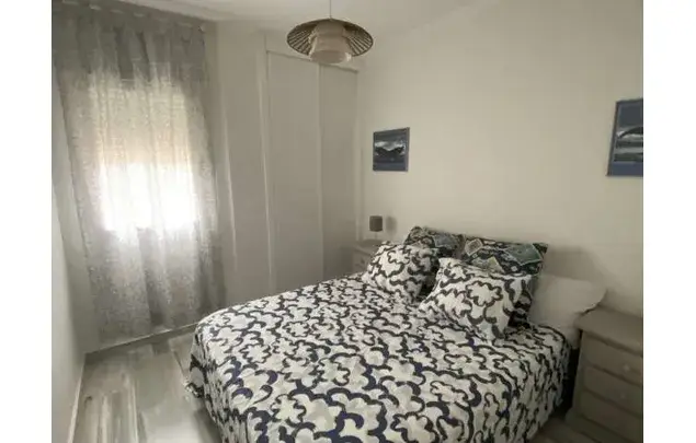 Apartamento 3 Dormitorios El Ejido Amueblado Mascotas Balcon