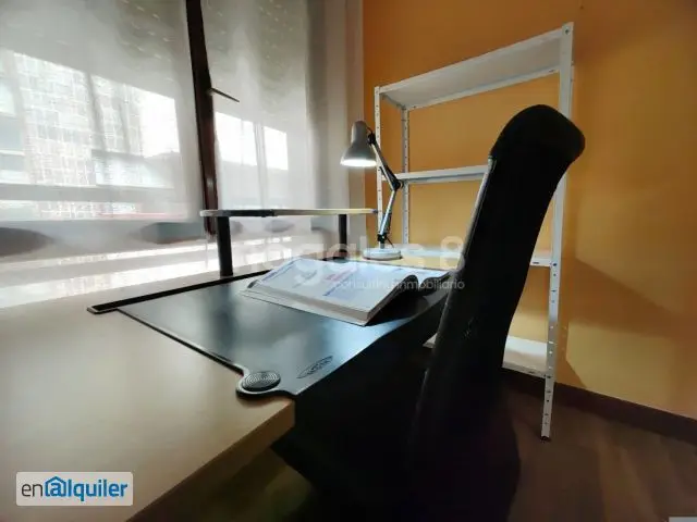 Alquiler Estudiantes MIR Oviedo: Piso 120m², 4 habitaciones