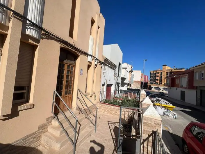 Casa 4 Dormitorios en La Concepción Diseño Vanguardista