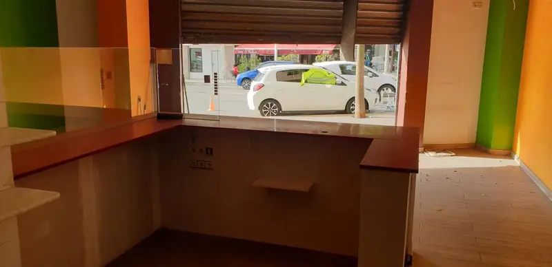 Local Comercial 193m2 Av Novelda Elche