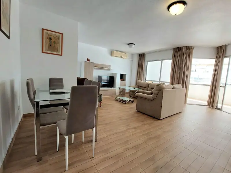 Piso en venta Aguilas Murcia con vistas al mar y piscina