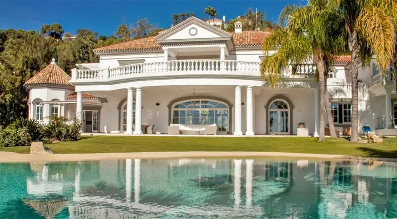 Villa de Lujo 8 Cuartos en La Zagaleta Málaga