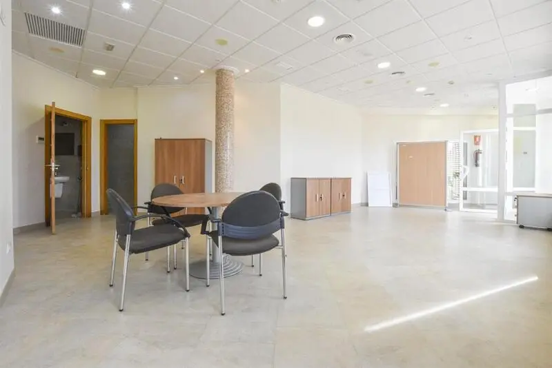 Local Comercial en Venta San Juan de los Terreros Almeria