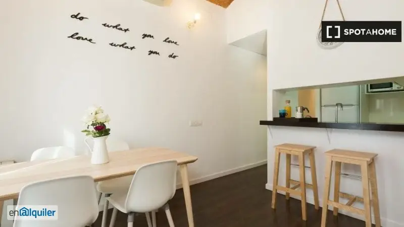 Apartamento de 2 dormitorios en alquiler en Gràcia, Barcelona